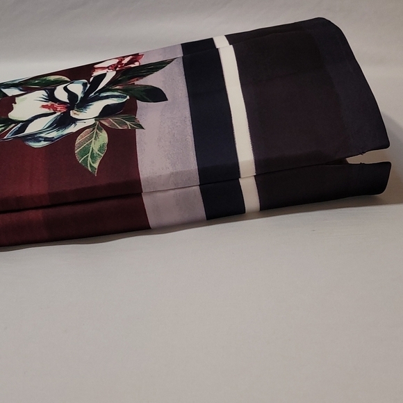 𝅺Gaby Skye Women's Scuba Floral Dress - Picture 13 of 15